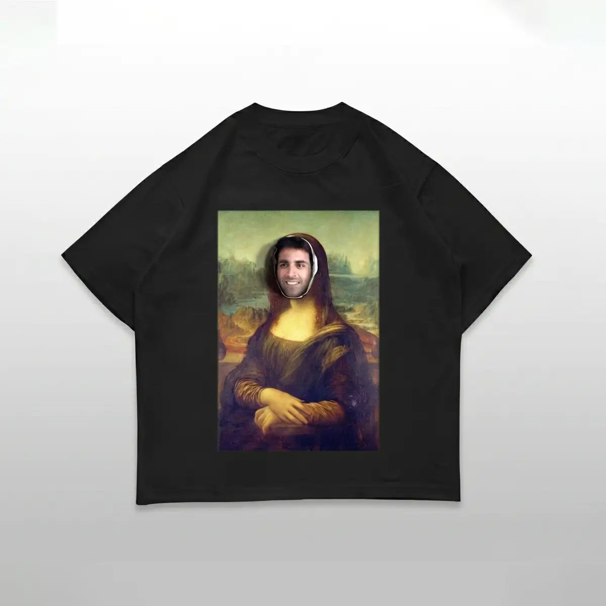 Mona Lisa ft Raju Women's Oversized T-Shirt | Art Graphic Streetwear Tee