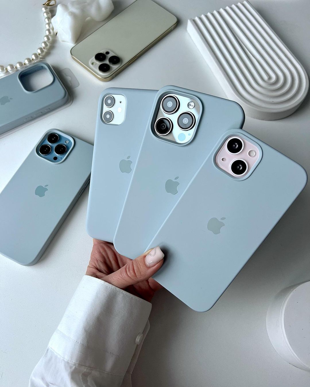 Blue - Gray iPhone Silicone Case MagSafe Charger Supported - Acid House™ (formerly Zyra Drip)