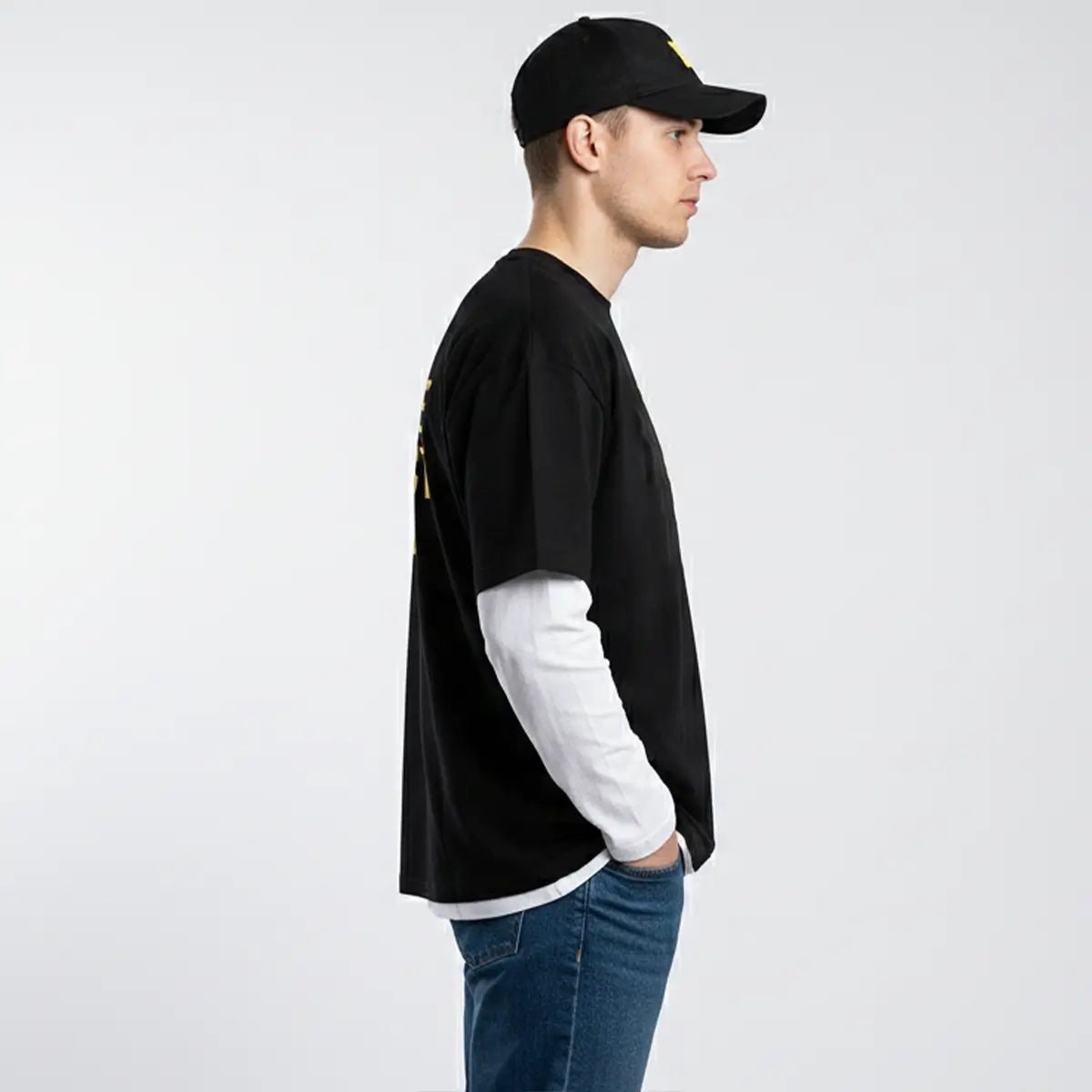 Born to Love Perfect Ass Oversized T-Shirt for Men | Black Streetwear Tee - Acid House™ (formerly Zyra Drip)