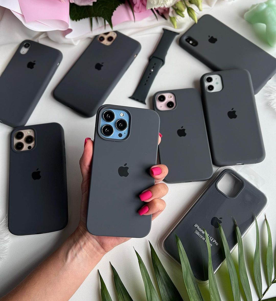 Charcoal Gray Black iPhone Silicone Case – Premium Silicone | Zyra Drip™ - Acid House™ (formerly Zyra Drip)