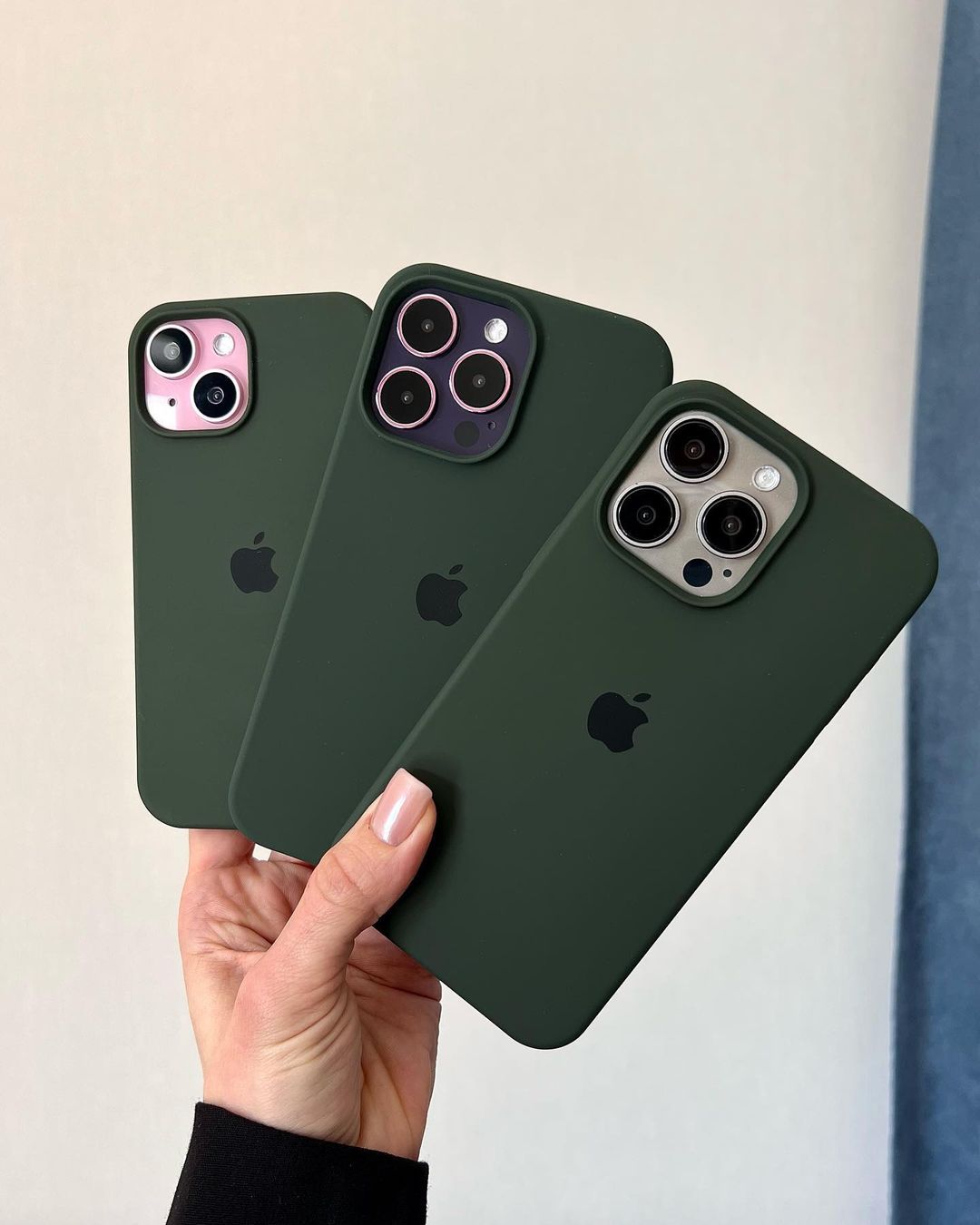 Green iPhone Silicone Cover – Soft Touch, Anti - Slip & Stylish Protection - Acid House™ (formerly Zyra Drip)