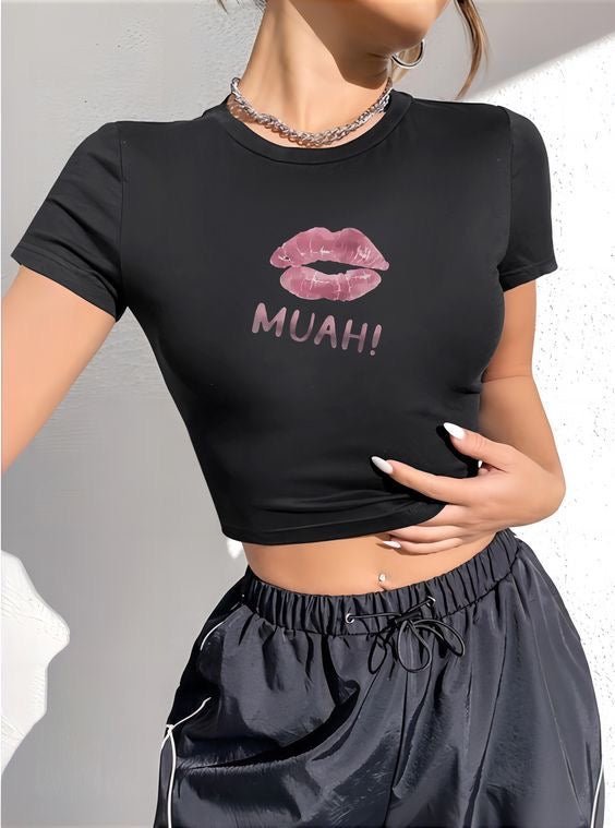 Muah! Black Baby Tee – Trendy Cropped T-Shirt with Lip Print Color Black - Acid House™ (formerly Zyra Drip)
