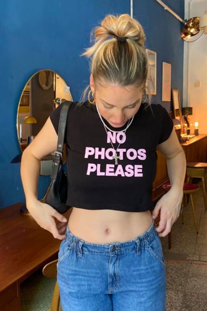 "No Photos Please" Baby Tee – Black Graphic Crop Top for Women | Tumblr Aesthetic Y2K Streetwear - Acid House™ (formerly Zyra Drip)