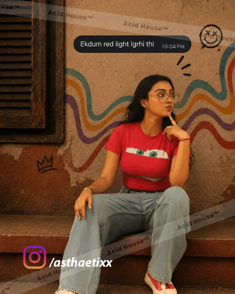 Red Cartoon Eyes Graphic Baby Tee – Slim Fit Y2K Crop Top