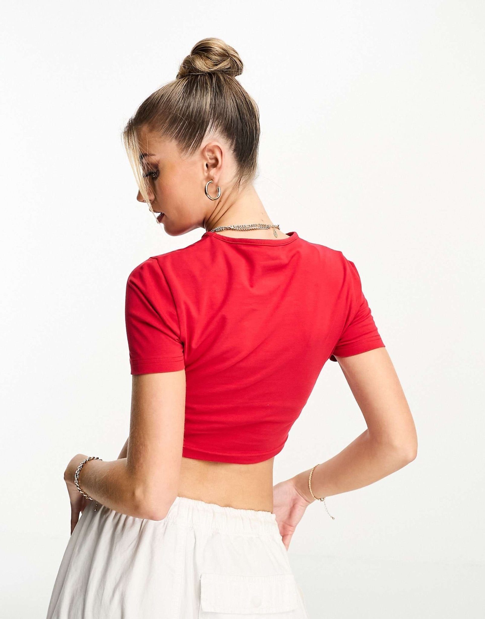 Red Deadbeat Girlfriend Baby Tee – Bold Graphic Crop Top for Women - Acid House™ (formerly Zyra Drip)