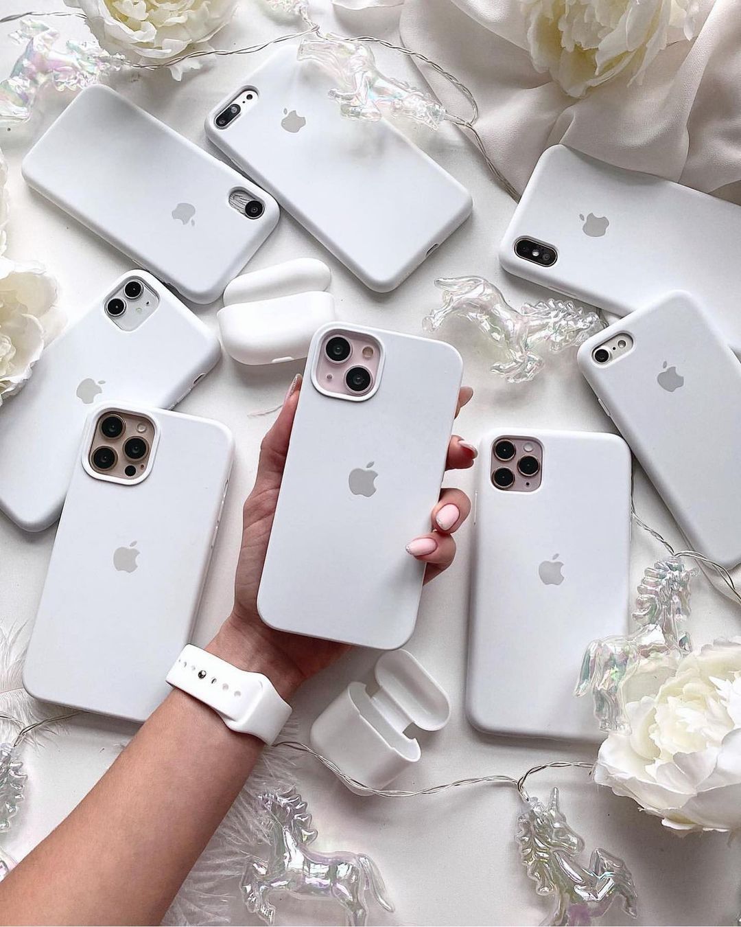 White iPhone Silicone Cover – Soft Touch, Anti - Slip & Stylish Protection - Acid House™ (formerly Zyra Drip)